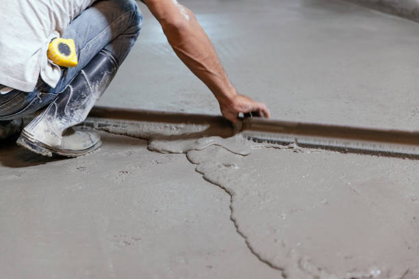 Best Concrete Pool Decks in Bay Minette, AL